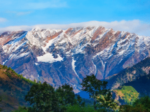 हिमाचल प्रदेश में सर्दियों में घूमने के लिए कुम्लु मनाली के सबसे अच्छे होटल
