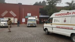 चंडीगढ़ के 5 स्कूलों को बम से उड़ाने की धमकी:मेल पर मैसेज भेजा, स्कूलों में छुट्‌टी