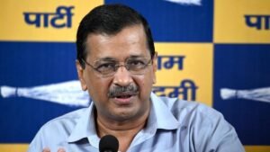 देश को अब एक शिक्षित प्रधानमंत्री की जरूरत- केजरीवाल