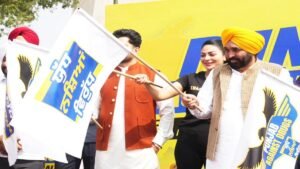 CM भगवंत मान ने चप्पड़चिड़ी से ‘युद्ध नशों विरुद्ध’ अभियान के अंतिम चरण का किया आगाज, बाइक रैलियों को दिखाई हरी झंडी